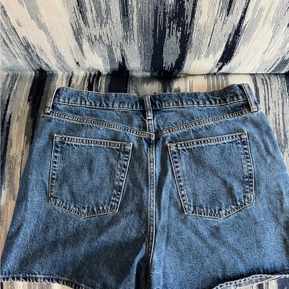 GAP MOM SHORTS - Picture 3 of 3